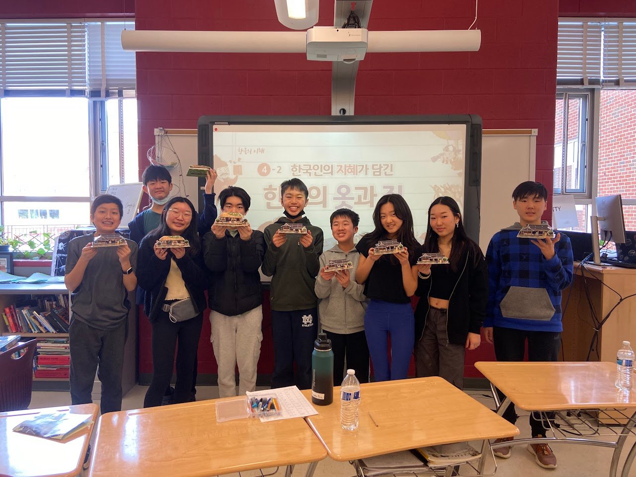 한옥 만들기 2.jpeg