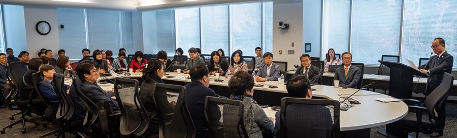 (20191017) 교원대 초등교장 연수단-5-전체.jpg