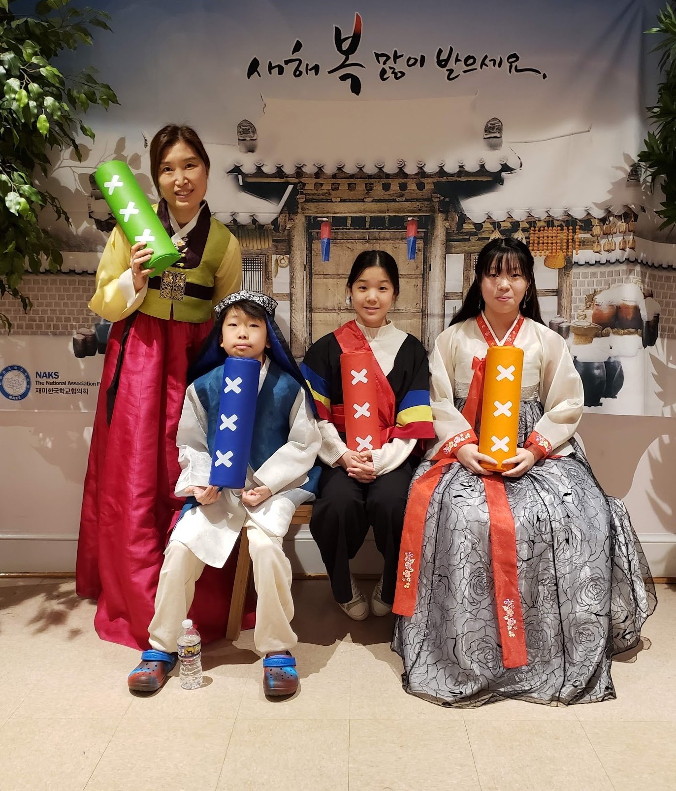 평화반 단체.jpg